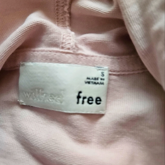 ARITZIA crop Hoodie - Picture 9 of 9